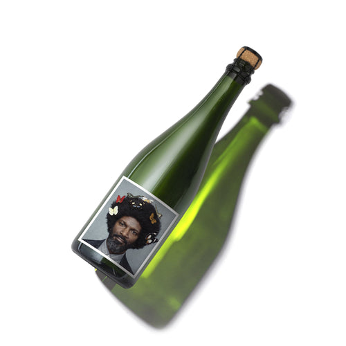 Hattingley Valley The English Gent, premium english sparkling wine, bottle image diagonal