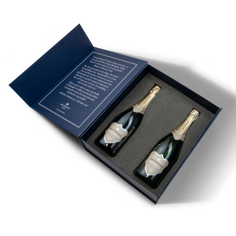 Hattingley Valley luxury gift box set. Open gift box displaying two bottles of Hattingley Valley Blanc de Blancs.